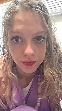 Snapshot of AriellaTaylor chatting on 02/09/25, 03:00 AriellaTaylor online show from 02/09/25, 03:00