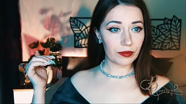 Snapshot of MissBeverlyMills chatting on 02/22/25, 04:40 MissBeverlyMills online show from 02/22/25, 04:40