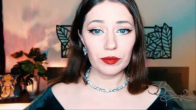 Snapshot of MissBeverlyMills chatting on 02/26/25, 03:08 MissBeverlyMills online show from 02/26/25, 03:08