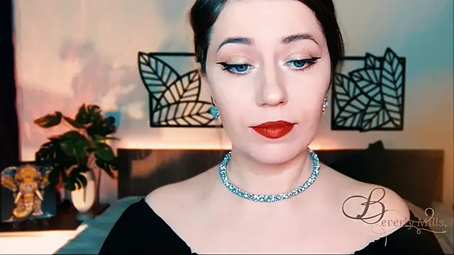 Snapshot of MissBeverlyMills chatting on 02/27/25, 05:56 MissBeverlyMills online show from 02/27/25, 05:56