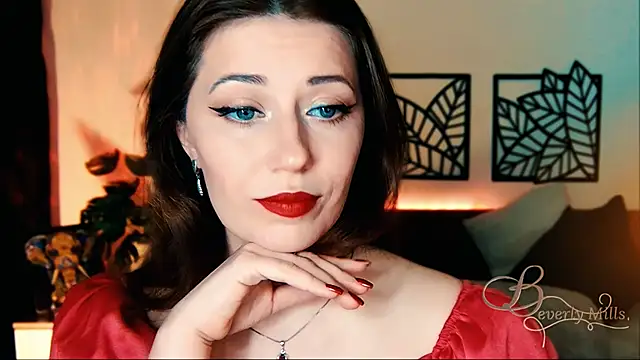 Snapshot of MissBeverlyMills chatting on 03/15/25, 12:13 MissBeverlyMills online show from 03/15/25, 12:13