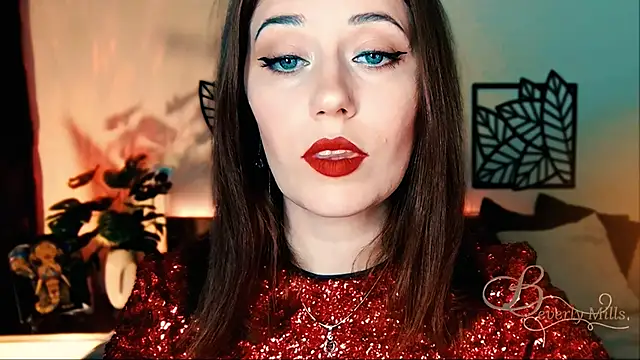 Snapshot of MissBeverlyMills chatting on 03/17/25, 09:55 MissBeverlyMills online show from 03/17/25, 09:55