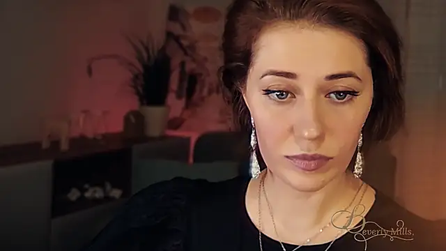 MissBeverlyMills online show from 01/18/26, 07:39