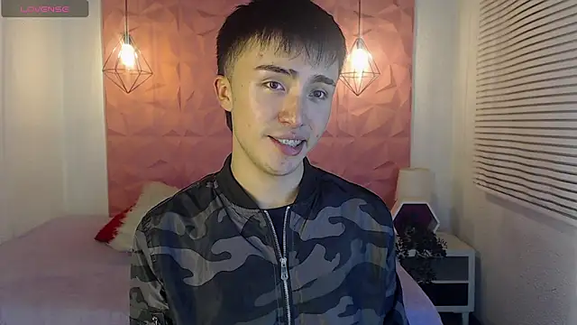 santi-fabulous online show from 03/06/25, 03:13