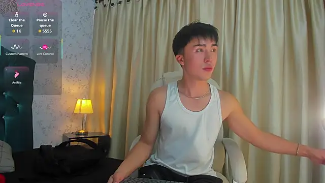 santi-fabulous online show from 09/30/25, 09:53