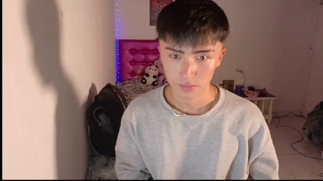 santi-fabulous online show from 12/21/25, 11:56