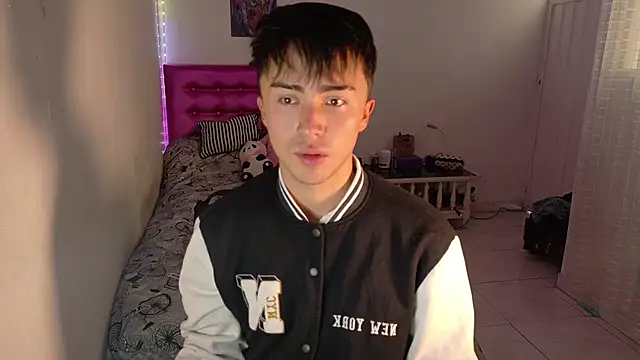 santi-fabulous online show from 01/15/26, 06:44