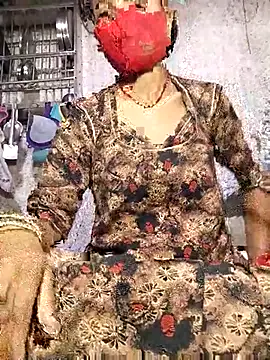 Anushka Ji online show from 06/17/26, 02:25