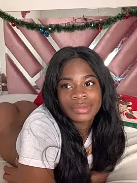 Snapshot of Tamara_Lubezkii chatting on 12/29/24, 09:41 Tamara Lubezkii online show from 12/29/24, 09:41