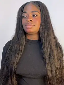 Snapshot of Tamara_Lubezkii chatting on 03/10/25, 02:50 Tamara Lubezkii online show from 03/10/25, 02:50