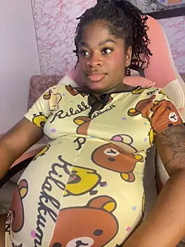 Snapshot of Tamara_Lubezkii chatting on 10/02/25, 08:05 Tamara Lubezkii online show from 10/02/25, 08:05