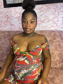 Snapshot of Tamara_Lubezkii chatting on 10/03/25, 08:06 Tamara Lubezkii online show from 10/03/25, 08:06