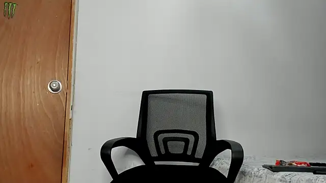 andrew rose  online show from 11/28/25, 05:43