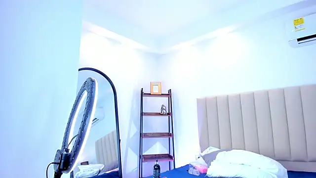 LindaRey  online show from 01/19/25, 04:14