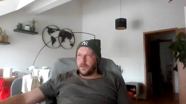 BennyLommy online show from 02/12/26, 01:17