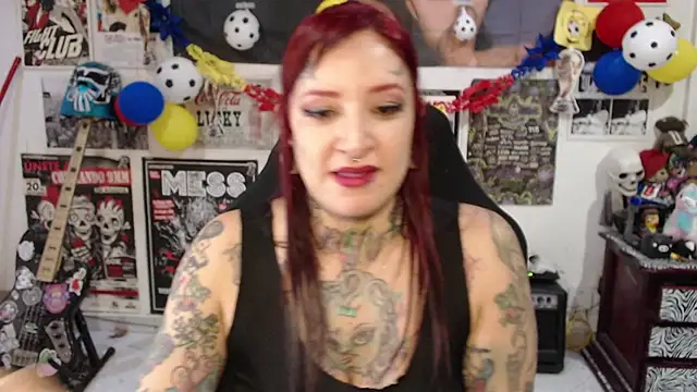 Snapshot of Rollyderolandia666 chatting on 07/07/26, 04:33 Rollyderolandia666 online show from 07/07/26, 04:33