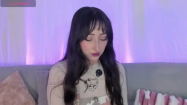 Snapshot of v1cky_ chatting on 07/06/26, 11:40 v1cky online show from 07/06/26, 11:40