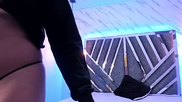 Emmapark  online show from 02/10/25, 10:09