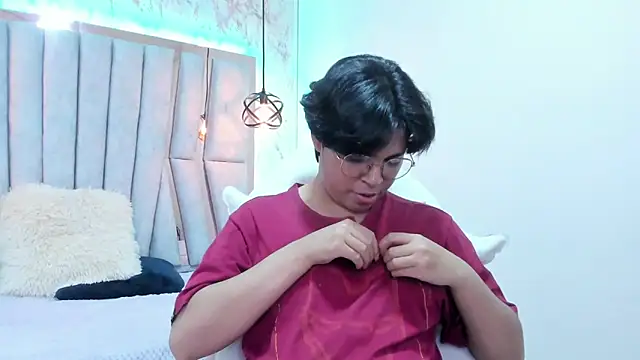 Emmapark  online show from 03/05/25, 09:59