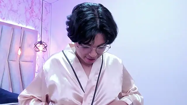 Emmapark  online show from 03/14/25, 10:27