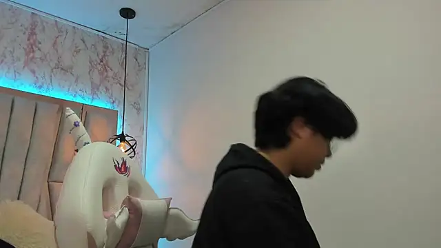 Emmapark  online show from 03/22/25, 11:21