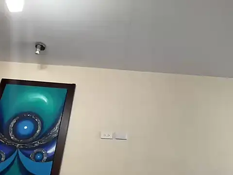 littlelatinhunter online show from 10/30/25, 11:44