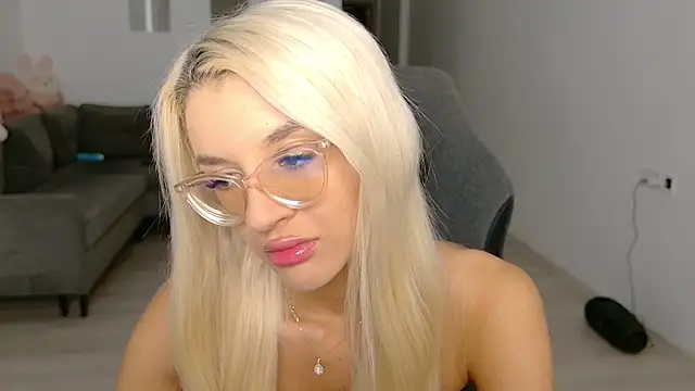 LovelyBianca online show from 07/18/26, 07:17