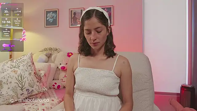 KittyAna online show from 09/25/25, 07:28