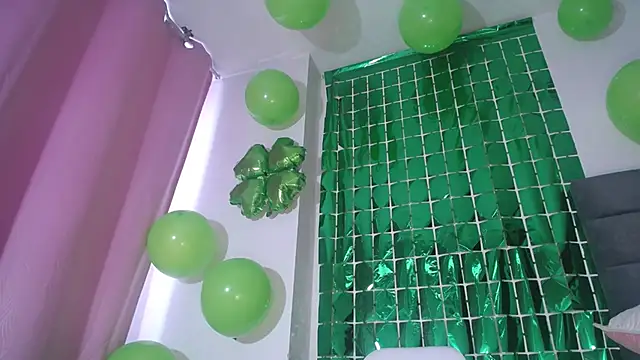 Yinn Silver online show from 03/18/25, 12:14