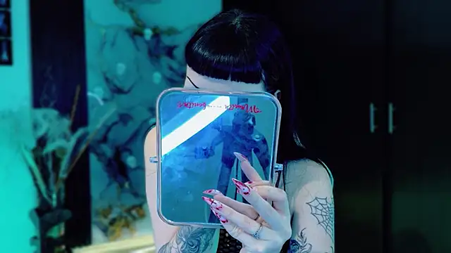 Madison Jackson online show from 11/26/25, 10:00