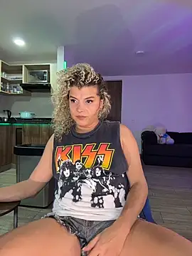 Snapshot of Georgiafox chatting on 06/16/26, 11:29 Georgiafox online show from 06/16/26, 11:29