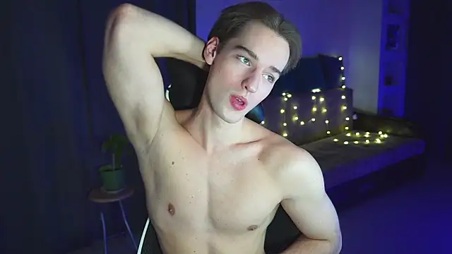 Litmate online show from 11/06/25, 02:12