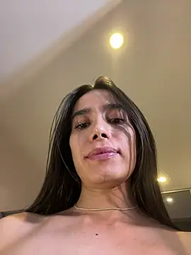 Snapshot of Irish_Collins chatting on 12/08/24, 01:35 Irish Collins online show from 12/08/24, 01:35