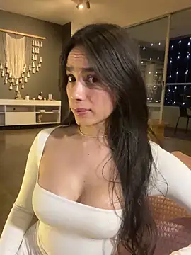 Snapshot of Irish_Collins chatting on 12/19/24, 12:02 Irish Collins online show from 12/19/24, 12:02