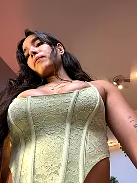 Snapshot of Irish_Collins chatting on 09/19/25, 10:21 Irish Collins online show from 09/19/25, 10:21