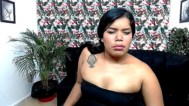 Snapshot of Wendy_Hot_ chatting on 12/03/24, 05:42 Wendy Hot online show from 12/03/24, 05:42