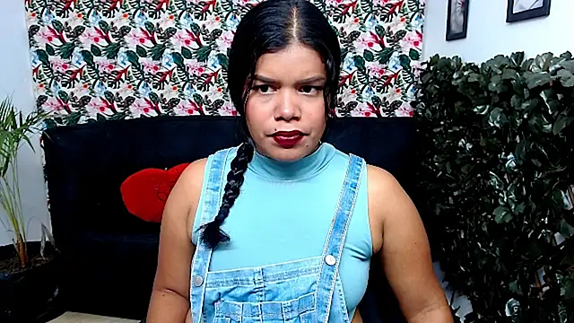 Snapshot of Wendy_Hot_ chatting on 01/29/25, 04:05 Wendy Hot online show from 01/29/25, 04:05