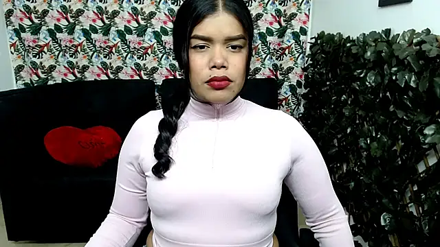 Snapshot of Wendy_Hot_ chatting on 03/07/25, 04:13 Wendy Hot online show from 03/07/25, 04:13