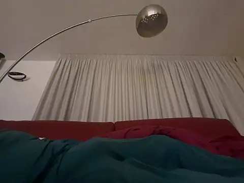 Snapshot of IL_GINECOLOGO_ chatting on 12/08/24, 06:28 IL GINECOLOGO online show from 12/08/24, 06:28