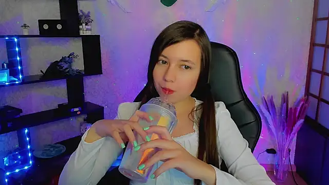 Snapshot of Lina_Brownie chatting on 01/05/25, 05:09 Lina Brownie online show from 01/05/25, 05:09