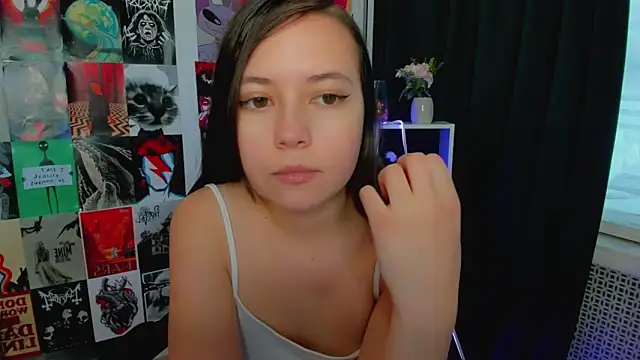 Snapshot of Lina_Brownie chatting on 01/11/25, 05:20 Lina Brownie online show from 01/11/25, 05:20