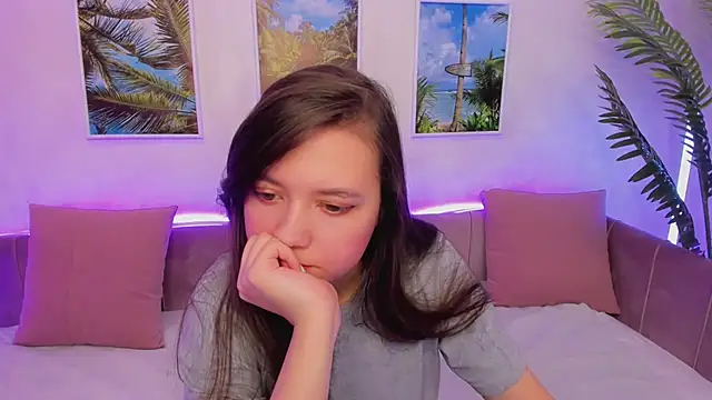 Snapshot of Lina_Brownie chatting on 01/15/25, 05:40 Lina Brownie online show from 01/15/25, 05:40