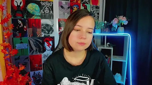 Snapshot of Lina_Brownie chatting on 01/24/25, 01:56 Lina Brownie online show from 01/24/25, 01:56