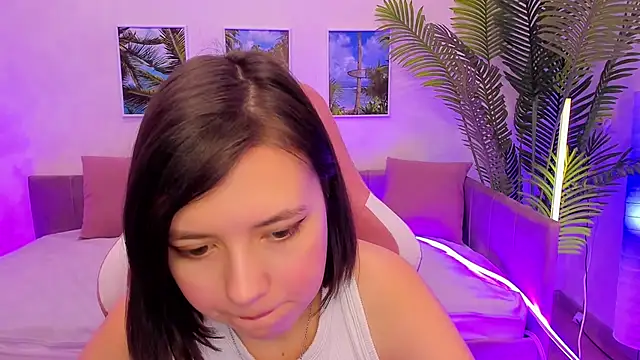 Snapshot of Lina_Brownie chatting on 02/16/25, 05:04 Lina Brownie online show from 02/16/25, 05:04