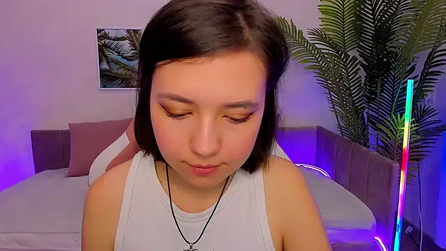 Snapshot of Lina_Brownie chatting on 02/26/25, 04:58 Lina Brownie online show from 02/26/25, 04:58