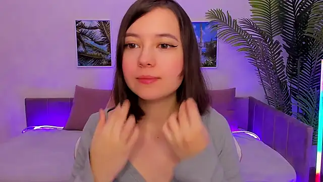 Snapshot of Lina_Brownie chatting on 03/22/25, 02:16 Lina Brownie online show from 03/22/25, 02:16