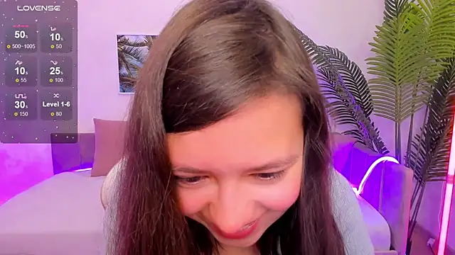 Snapshot of Lina_Brownie chatting on 09/25/25, 02:26 Lina Brownie online show from 09/25/25, 02:26