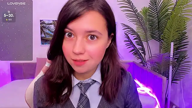 Snapshot of Lina_Brownie chatting on 10/07/25, 02:20 Lina Brownie online show from 10/07/25, 02:20