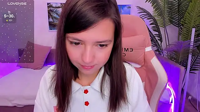 Snapshot of Lina_Brownie chatting on 10/11/25, 02:44 Lina Brownie online show from 10/11/25, 02:44