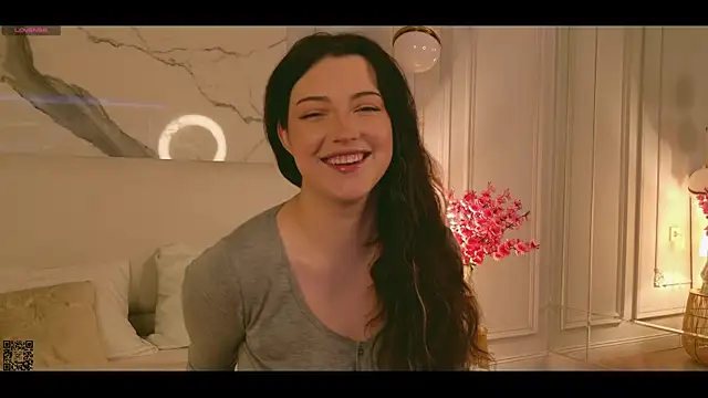 Miley Smile online show from 10/05/25, 05:39